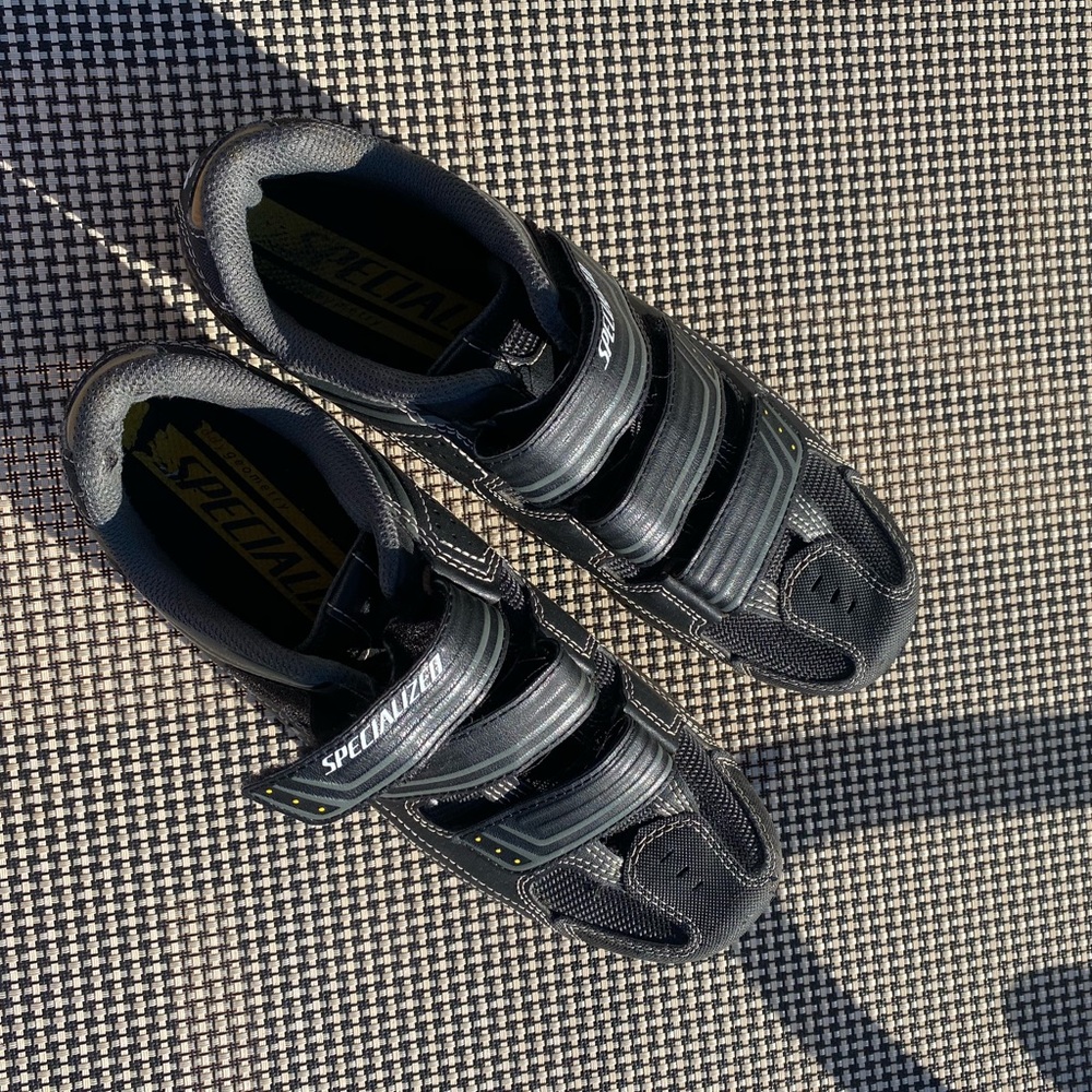 Specialized spin shoes